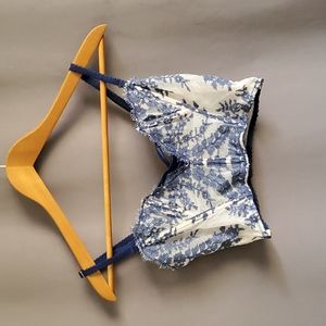 Victoria's Secret long line lace bra size Small